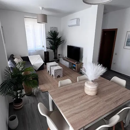 Zen Terrace Townhouse بيت للعطل
